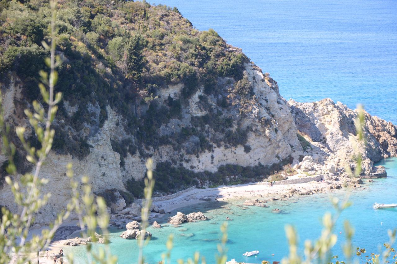 Myrto Homes Lefkada Agios Nikitas Greece ภายนอก รูปภาพ